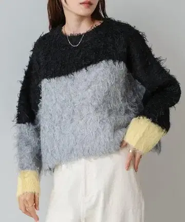 웨이브 배색 숏 니트탑