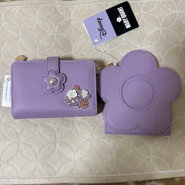 새상품 디즈니 스토어 마리콴트 라푼젤 파스칼 지갑 거울