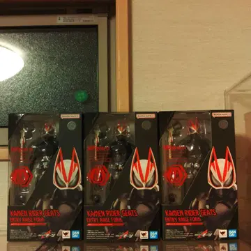 피규아트 기츠 응모 3종