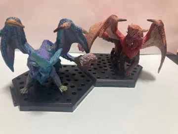 테오테스카틀/나나테스카틀 피규어