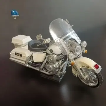 경찰 바이크 화이트 백바이