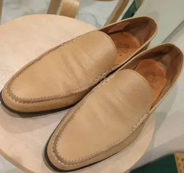 BARRATS 1960 베이지 로퍼