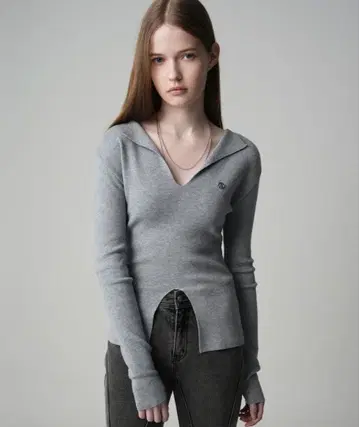 AVANDRESS 슬릿 니트 그레이 MUSINSA