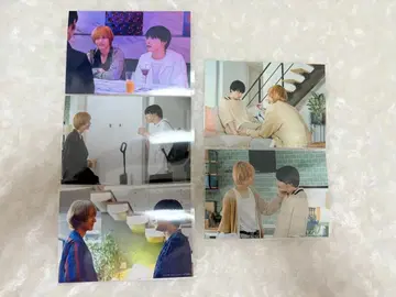 25시, 아카사카에서 콜라보 카페 특전 브로마이드 컴프