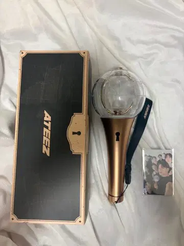 ATEEZ 응원봉 버전 2