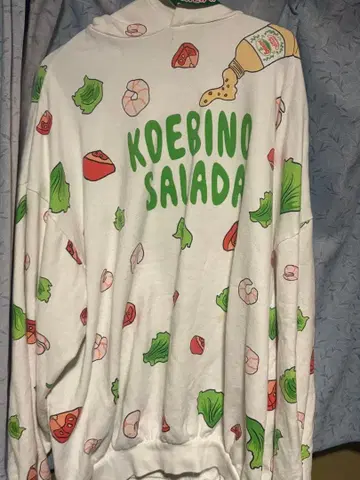 푸뉴즈 사이제리야 메뉴 올 패턴 후드 맨투맨 작은 새우 샐러드 4