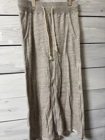 Goa 그레이 맨투맨 타이트 스커트 지퍼 포함