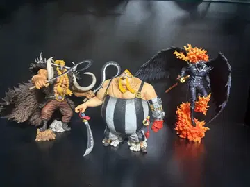 제일복권 원피스 영웅호걸상 대간판 킹, 퀸, 잭 3체 세트