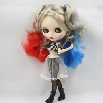 아이시 인형 미사용 새상품 손 부품 포함