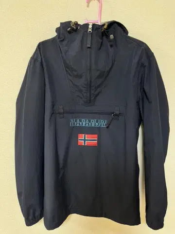 NAPAPIJRI 네이비 아노락 자켓