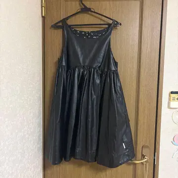 LITTLE SUNNY BITE 가죽 원피스 블랙