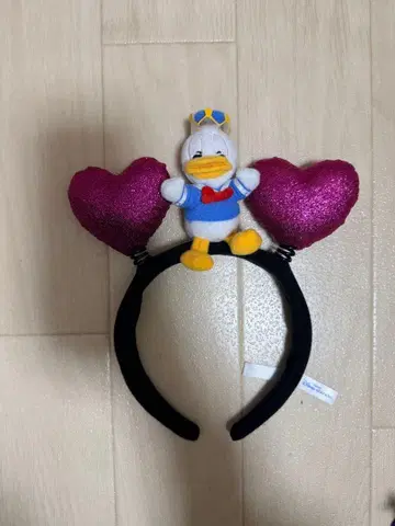 도널드 덕 하트 모양 머리띠 디즈니 머리띠