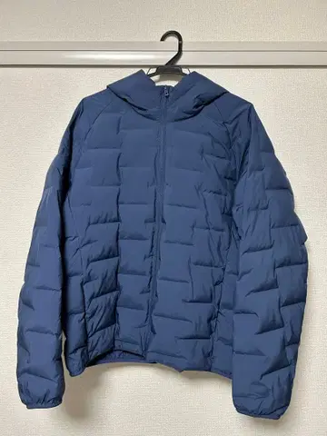 유니클로 퍼프테크 후드티 블루 L 사이즈