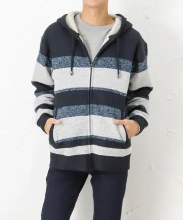 스트라이프 디자인 니트 지퍼 후드티 보아 안감