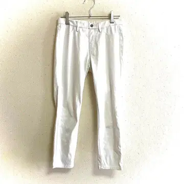 유니클로 캐주얼 팬츠 (M) 노움코어 스트레치 화이트 심플