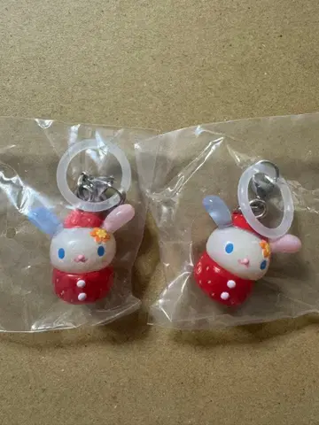 산리오 딸기 마크 액세서리 우사하나