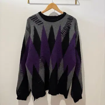 페니즈 타운크래프트 아가일 다이아 무늬 데미지 가공 니트 커트 코베인