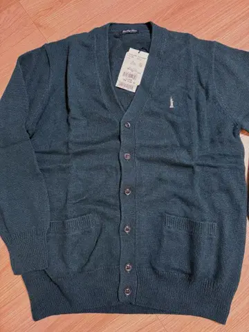 미사용 새상품 이스트 보이 가디건 캐시미어 함유