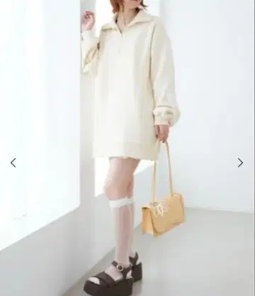 레이스 리본 ZIP 속기모 맨투맨 MAJESTIC LEGON