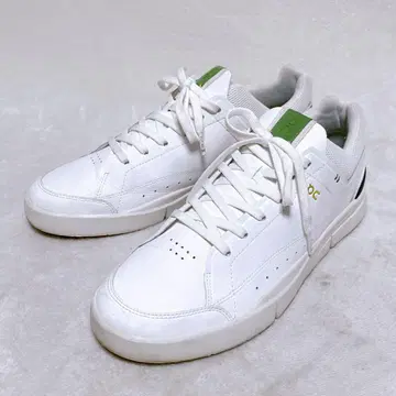 레어 컬러 On 더 로저 센터 코트 27.5cm 화이트