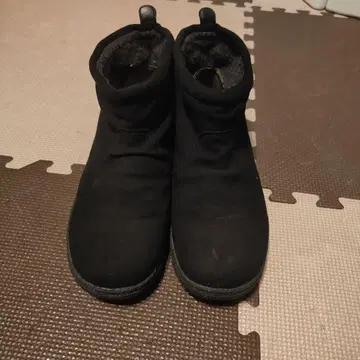 컬럼비아 카니타 미니부츠 블랙