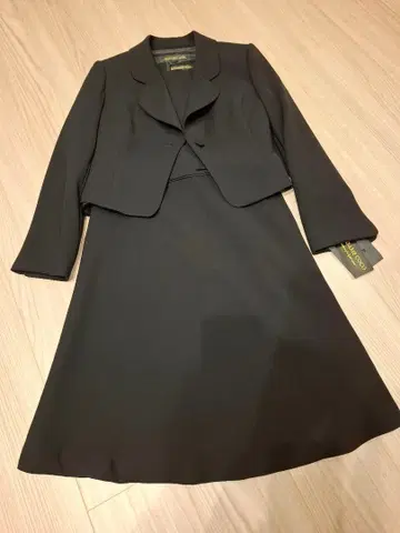 작은 키를 위한 블랙 포멀 예복 상복