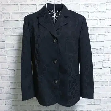 [ 이타리야 ] 이탈리아 올 패턴 로고 블랙 자켓