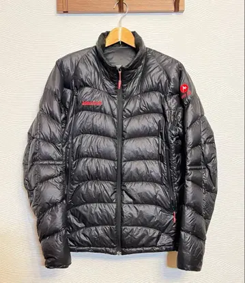 마모트 다운 자켓 블랙 L / 데상트 몽벨 파타고니아