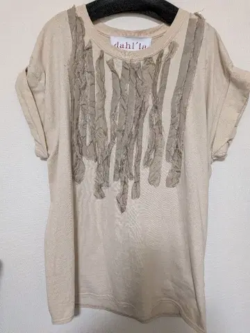 새상품급 [dahl'ia 달리아] 숏슬리브 T셔츠 베이지