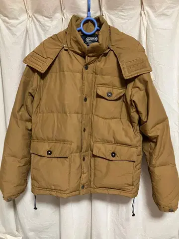 [ OUTDOOR PRODUCTS ] 브라운 다운 자켓 후드 부착