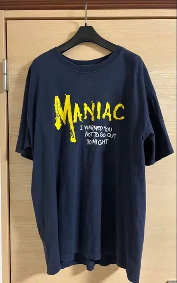 DELUXE 디럭스 MANIAC 티셔츠 영화 소재