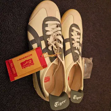 타이거 멕시코 66 스니커즈 26.5cm
