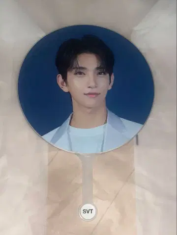 SEVENTEEN 조슈아 부채