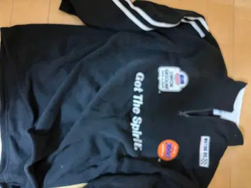 블랙 지퍼 트레이닝복