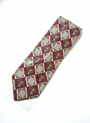 실크 넥타이 빨간색 다이아몬드 패턴