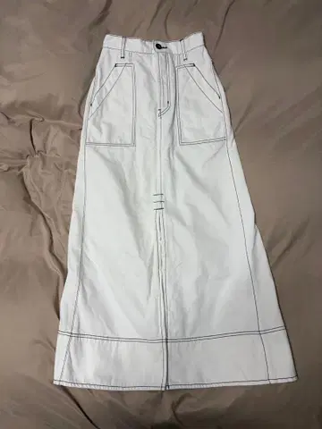 UN3D. 아쓰리드 턱 데님 스커트 롱 36 화이트