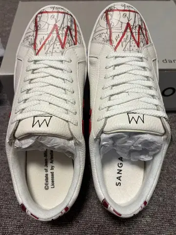 SANGACIO 스니커즈 화이트 아트 프린트