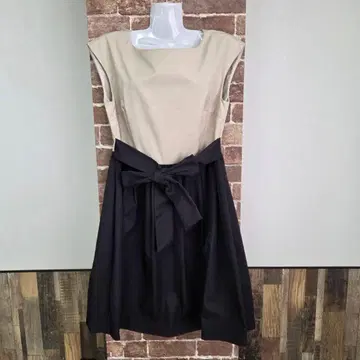 anatelier 아나텔리어 원피스 베이지 x 블랙 리본 플레어