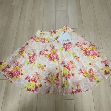 새상품 프랑코 페라로 코튼 실크 플라워 스커트