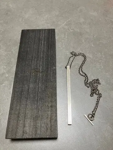 PRY 레이어드 바 네크리스 슈토