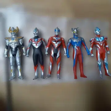 현행 사이즈 뉴 제너레이션 울트라맨 세트