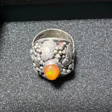 파이어 오팔 장식 포도 디자인 실버 반지