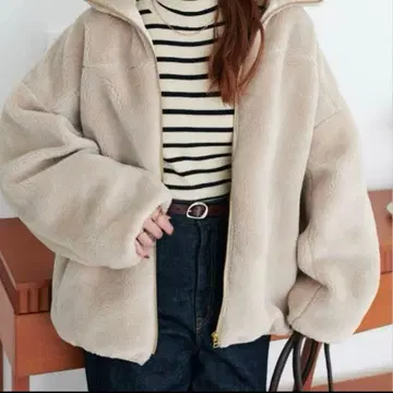 Discoat 디스코트 깔끔 보아 스탠드 블루종 M 사이즈