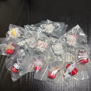 산리오 캐릭터즈 포근포근 스노우 딸기 마크 컴플리트