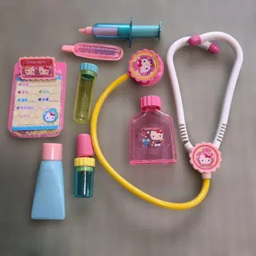 헬로키티 의료 놀이 세트