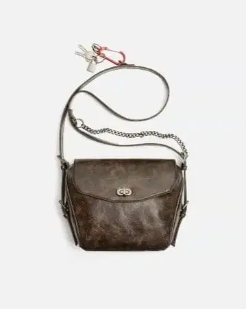 시노즈카 다이키 개인물품 애용 ZARA 브라운 가죽 크로스 바디백