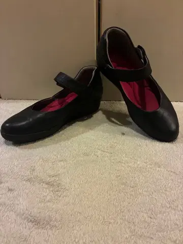 fitfit 스트랩 펌프스 블랙 24컴포트 pedala