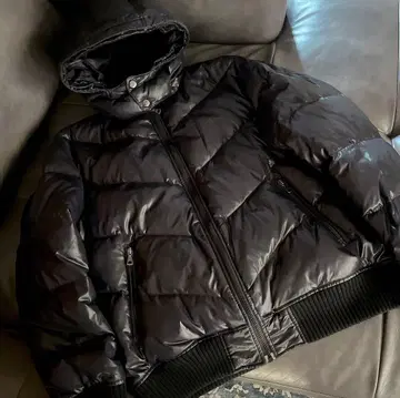 올드 유니클로 프리미엄 다운 자켓 다크 네이비 y2k 광택