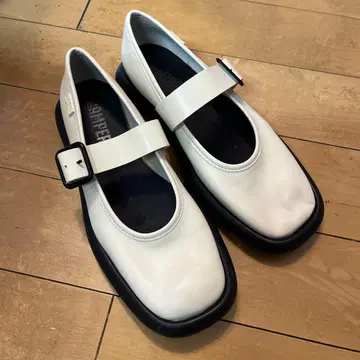 CAMPER 캠퍼 ONDA 플랫슈즈 화이트