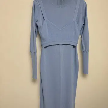 라이트 블루 니트 원피스 긴팔 크롭 탑